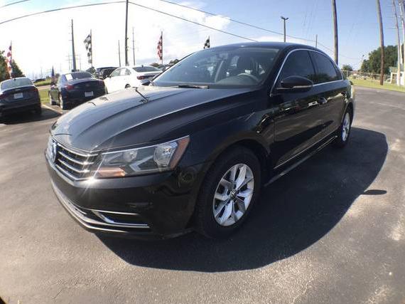 VOLKSWAGEN PASSAT 2016 1VWAT7A30GC005864 image