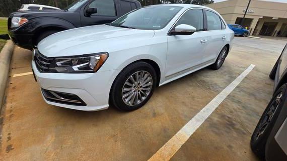 VOLKSWAGEN PASSAT 2016 1VWBS7A33GC036890 image VOLKSWAGEN PASSAT 2016 1VWBS7A33GC036890 image
