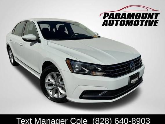VOLKSWAGEN PASSAT 2016 1VWAT7A38GC034089 image
