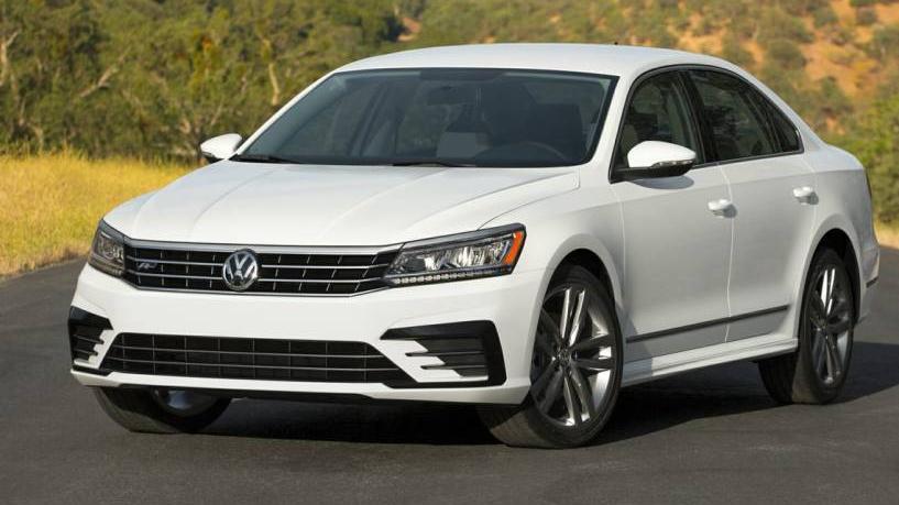 VOLKSWAGEN PASSAT 2016 1VWAS7A33GC027098 image