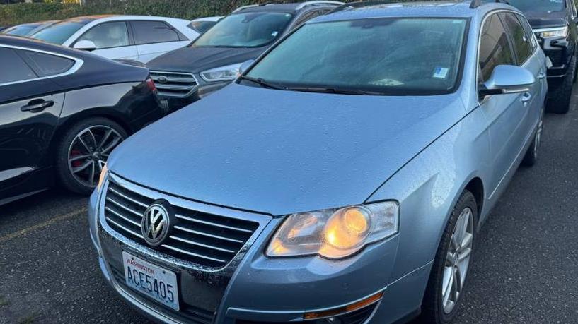 VOLKSWAGEN PASSAT 2008 WVWTK73C18E041239 image