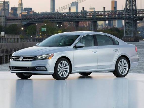 VOLKSWAGEN PASSAT 2019 1VWLA7A33KC012329 image