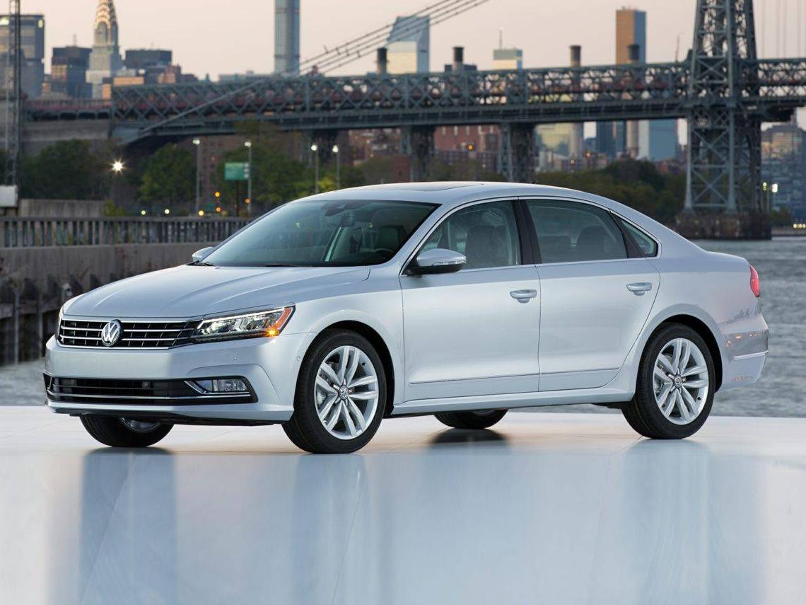 VOLKSWAGEN PASSAT 2019 1VWLA7A35KC002403 image