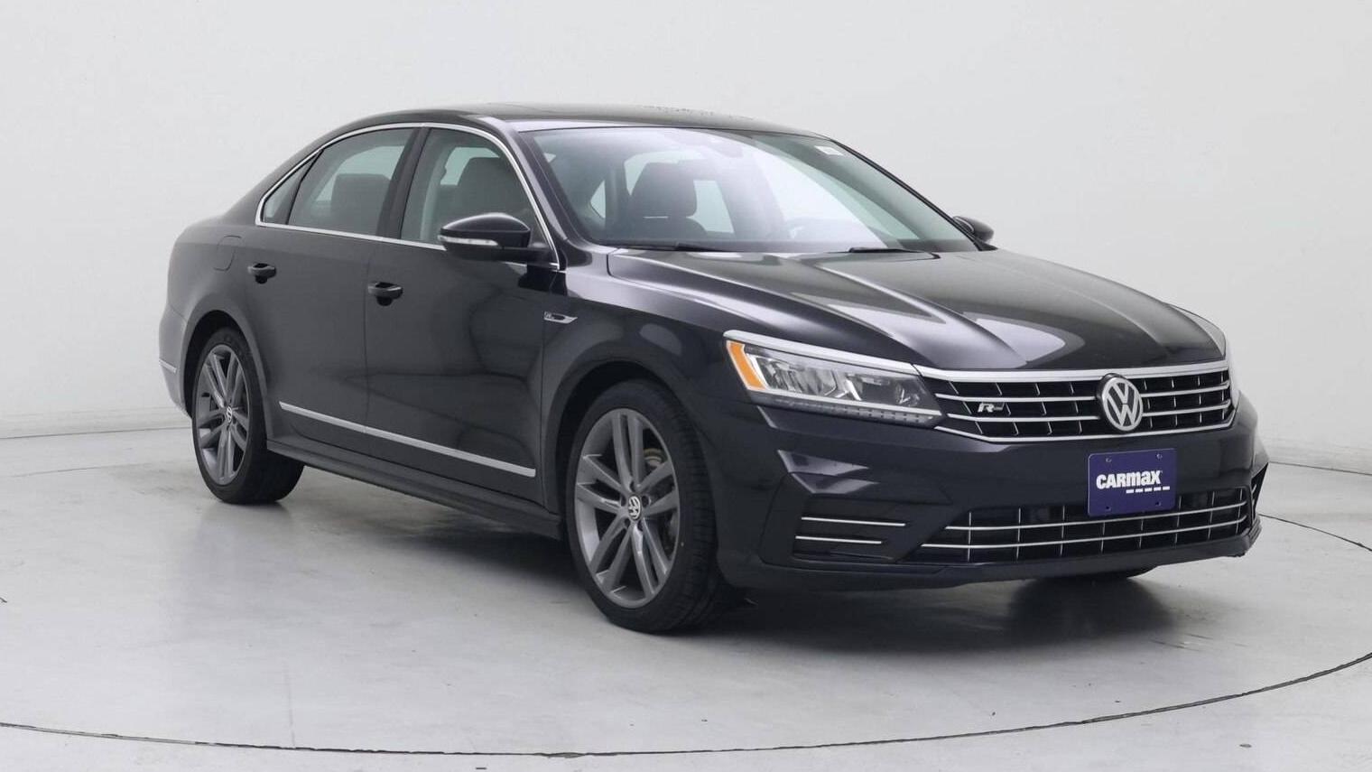 VOLKSWAGEN PASSAT 2019 1VWMA7A35KC014488 image