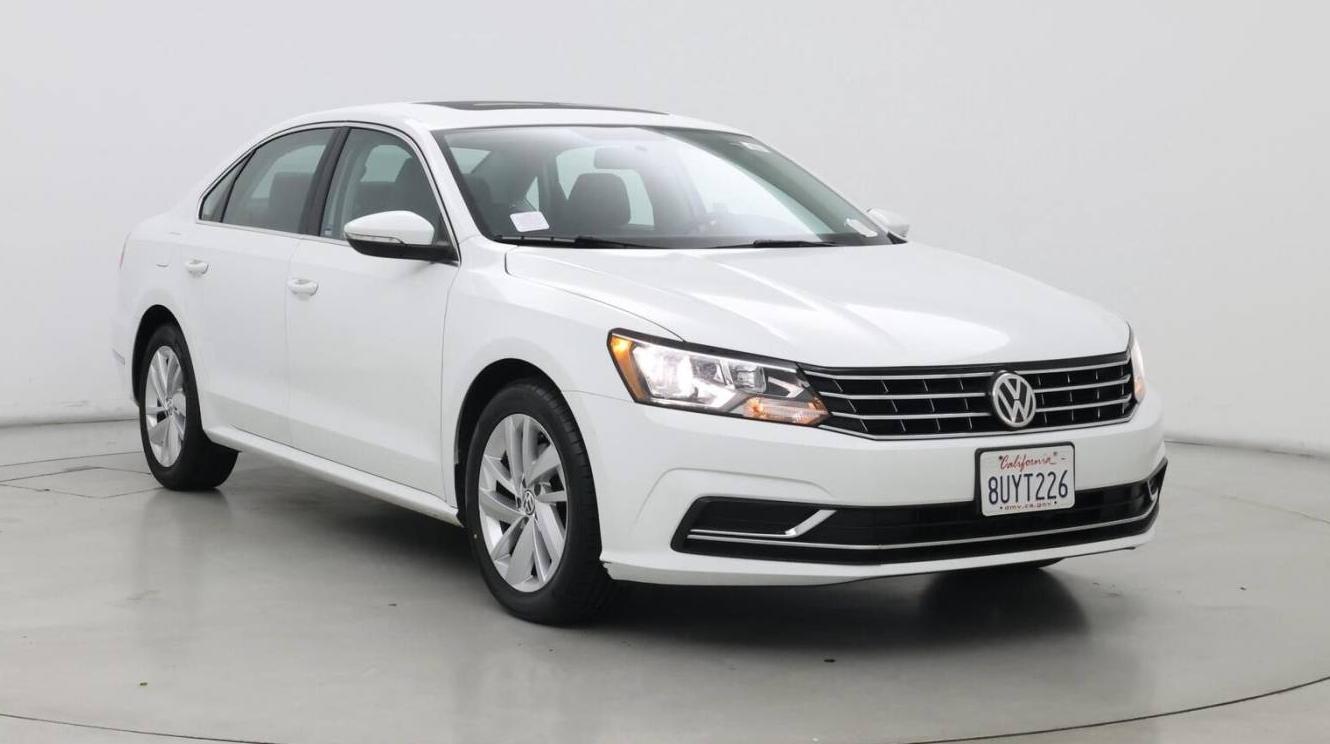 VOLKSWAGEN PASSAT 2018 1VWBA7A39JC011017 image