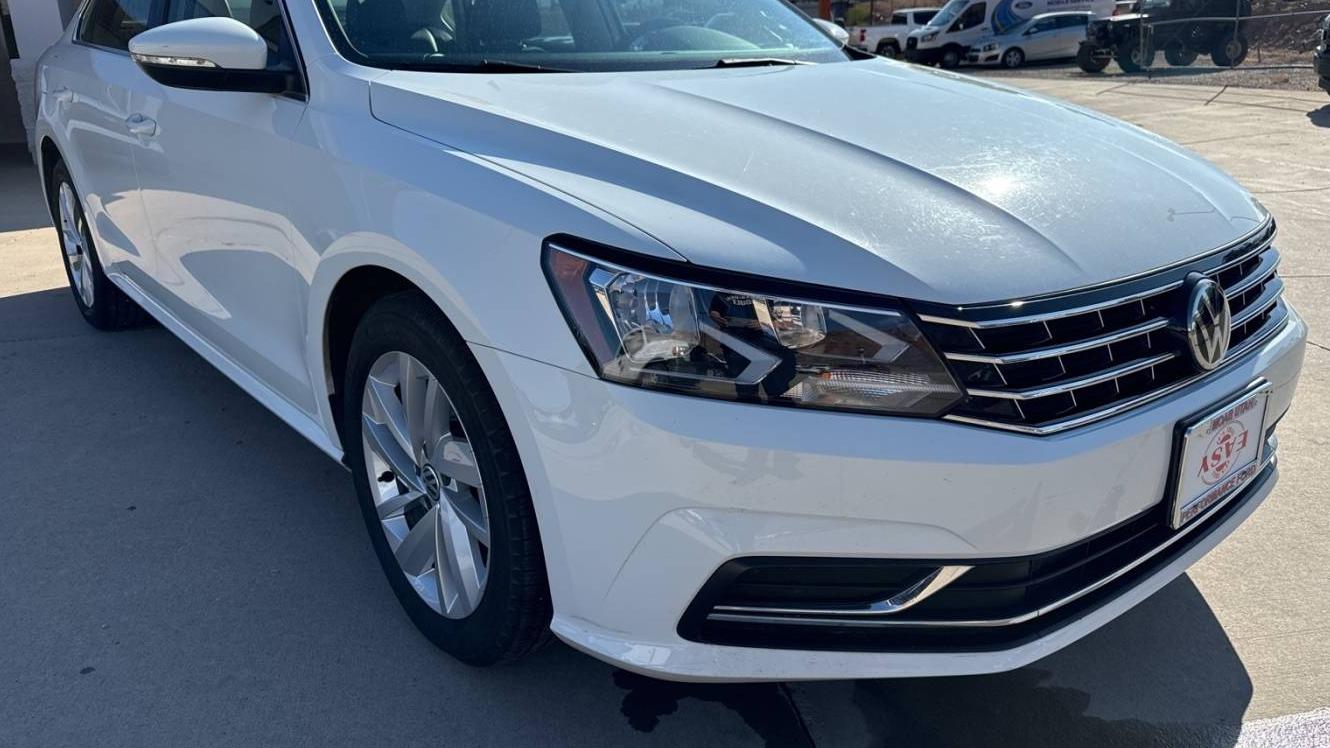 VOLKSWAGEN PASSAT 2018 1VWBA7A32JC042898 image