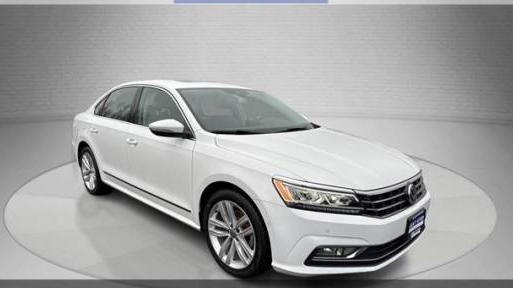 VOLKSWAGEN PASSAT 2018 1VWCA7A39JC044703 image