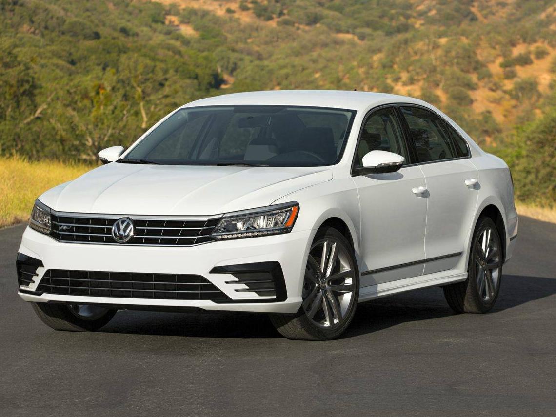 VOLKSWAGEN PASSAT 2018 1VWAA7A35JC001080 image