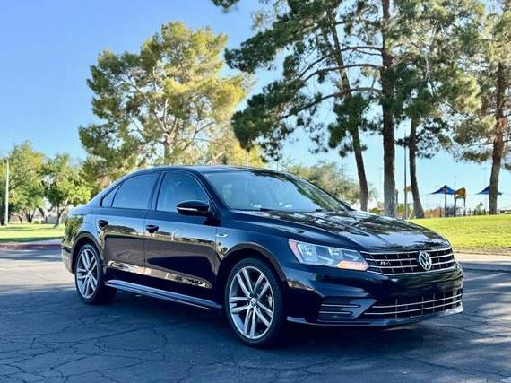 VOLKSWAGEN PASSAT 2018 1VWAA7A39JC018657 image