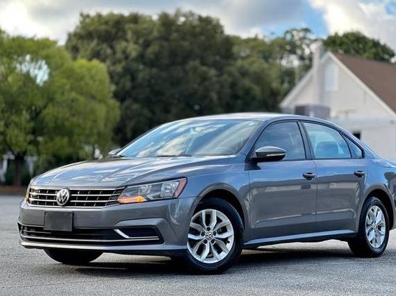 VOLKSWAGEN PASSAT 2018 1VWAA7A37JC015563 image