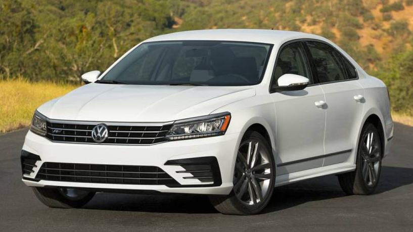 VOLKSWAGEN PASSAT 2018 1VWAA7A31JC009872 image