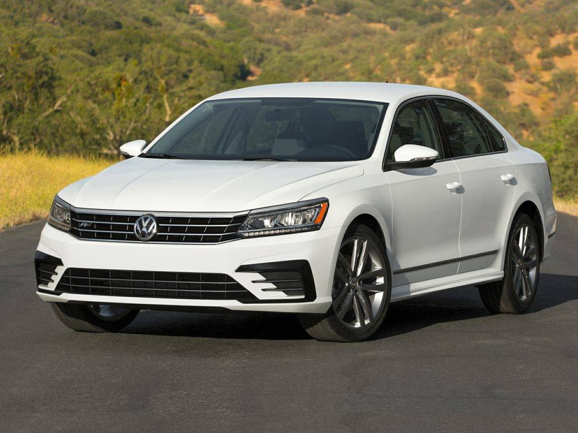 VOLKSWAGEN PASSAT 2018 1VWAA7A35JC008241 image