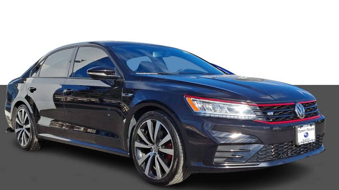 VOLKSWAGEN PASSAT 2018 1VWJM7A38JC039538 image