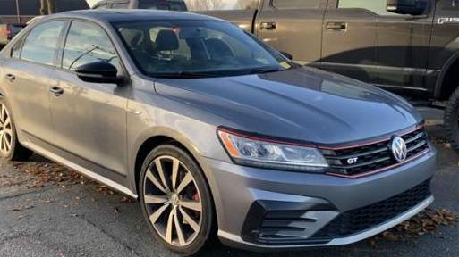 VOLKSWAGEN PASSAT 2018 1VWJM7A31JC051157 image