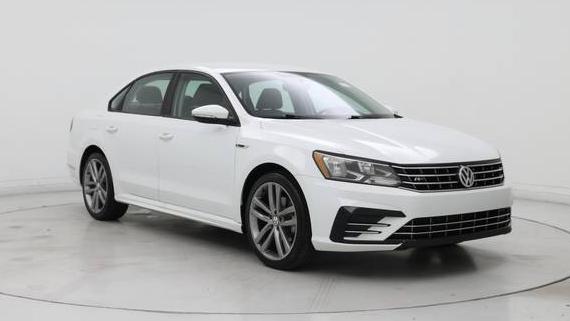 VOLKSWAGEN PASSAT 2018 1VWAA7A33JC013082 image