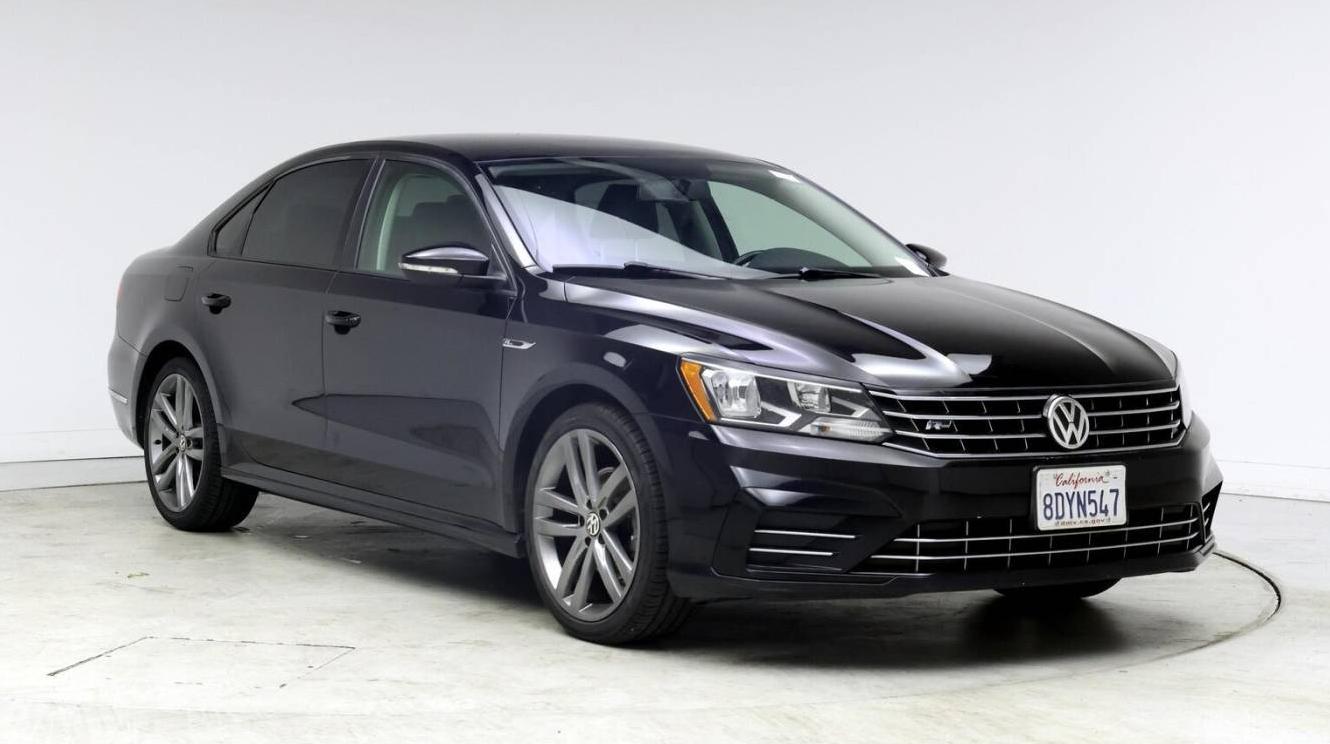 VOLKSWAGEN PASSAT 2018 1VWAA7A31JC033783 image