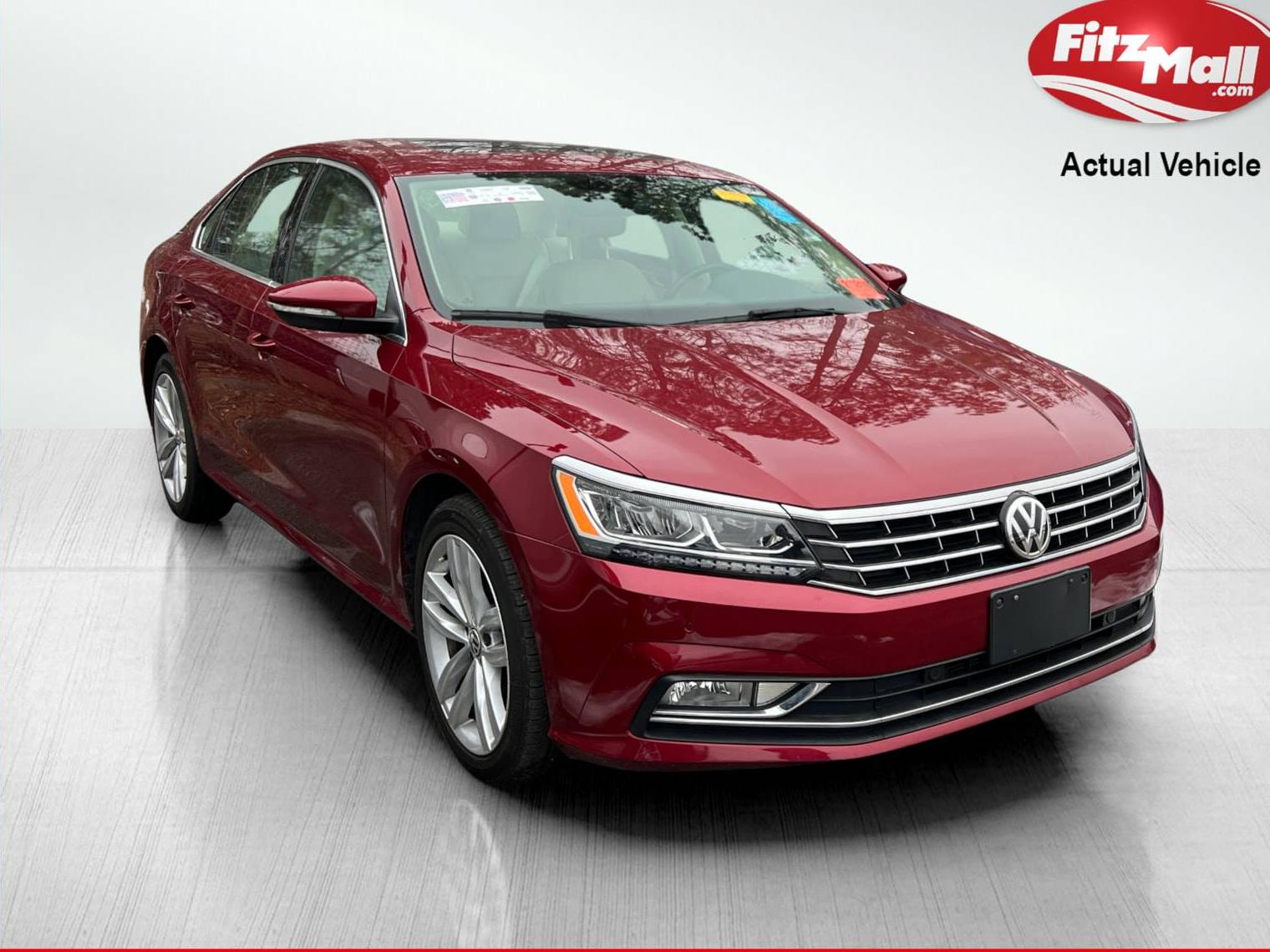 VOLKSWAGEN PASSAT 2018 1VWBA7A32JC003423 image