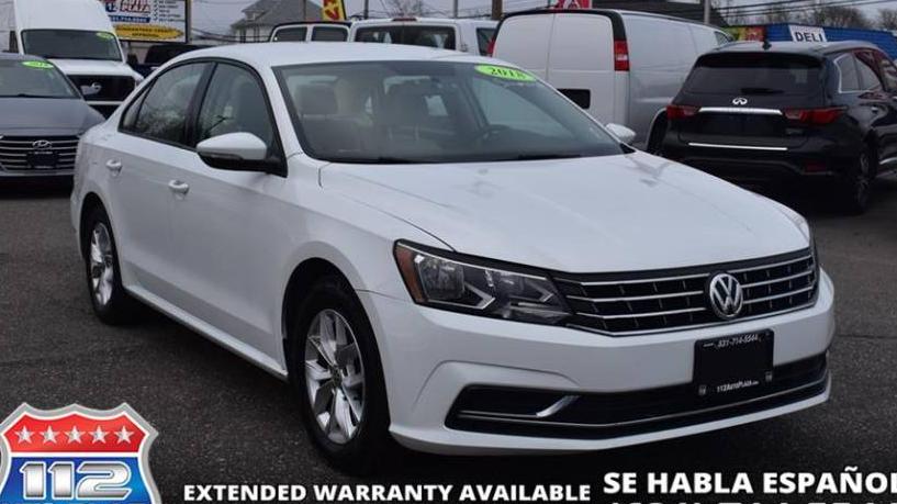 VOLKSWAGEN PASSAT 2018 1VWAA7A31JC046789 image