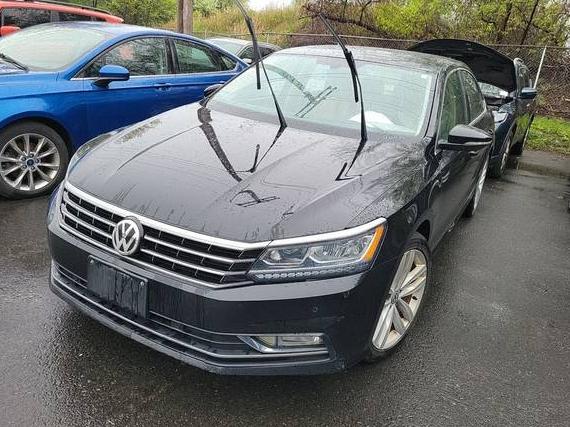 VOLKSWAGEN PASSAT 2018 1VWBA7A34JC039257 image