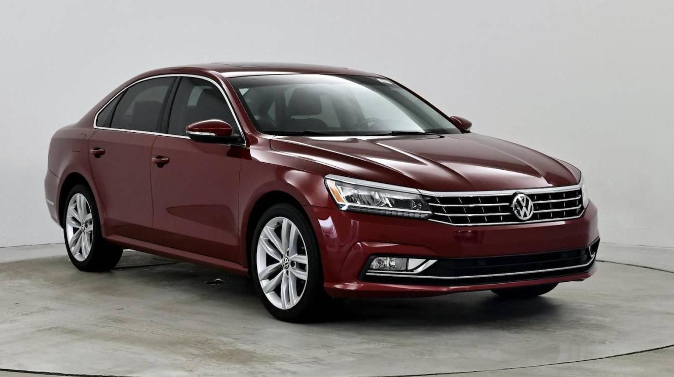 VOLKSWAGEN PASSAT 2018 1VWBA7A3XJC043989 image