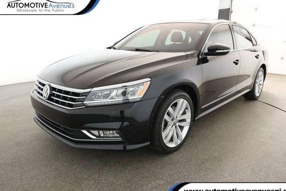 VOLKSWAGEN PASSAT 2018 1VWCM7A35JC016372 image