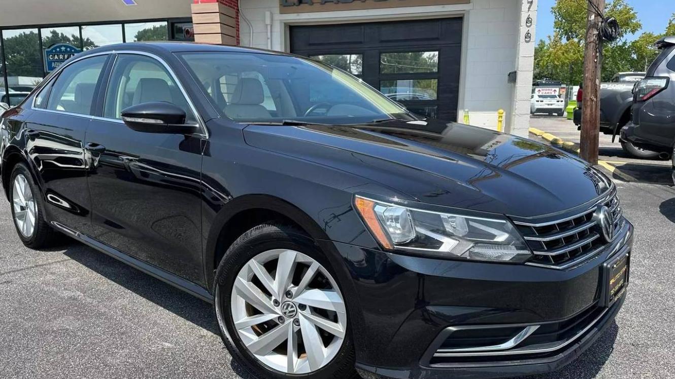 VOLKSWAGEN PASSAT 2018 1VWBA7A33JC043509 image