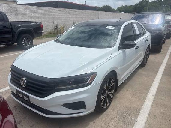 VOLKSWAGEN PASSAT 2021 1VWSA7A31MC005006 image