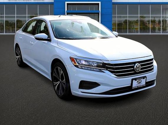 VOLKSWAGEN PASSAT 2021 1VWSA7A32MC013860 image