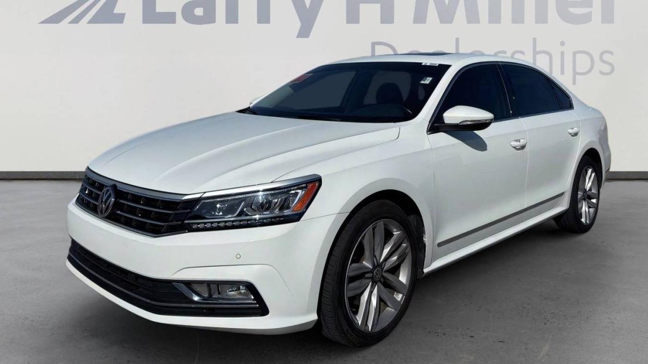 VOLKSWAGEN PASSAT 2017 1VWGT7A33HC032780 image