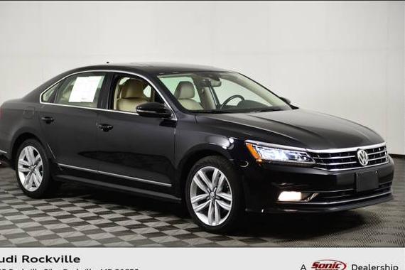 VOLKSWAGEN PASSAT 2017 1VWCM7A3XHC041441 image