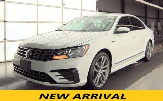 VOLKSWAGEN PASSAT 2017 1VWDT7A3XHC009810 image