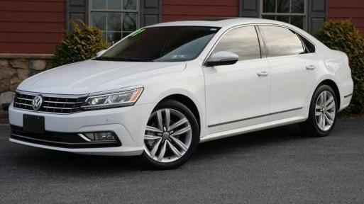 VOLKSWAGEN PASSAT 2017 1VWGT7A31HC017484 image