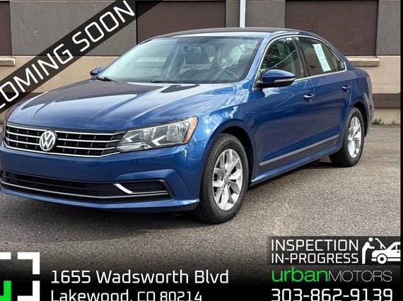 VOLKSWAGEN PASSAT 2017 1VWAT7A33HC013183 image