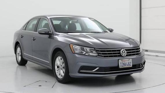 VOLKSWAGEN PASSAT 2017 1VWAT7A37HC011422 image