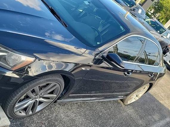 VOLKSWAGEN PASSAT 2017 1VWDT7A30HC075489 image