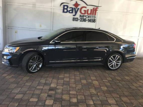 VOLKSWAGEN PASSAT 2017 1VWDT7A3XHC045089 image