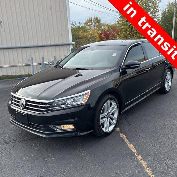 VOLKSWAGEN PASSAT 2017 1VWCT7A3XHC068223 image