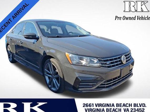 VOLKSWAGEN PASSAT 2017 1VWDT7A38HC004797 image