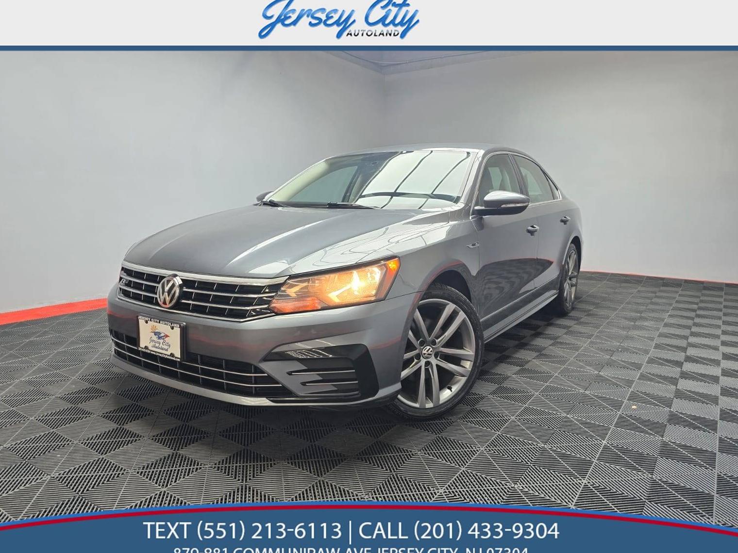 VOLKSWAGEN PASSAT 2017 1VWDT7A34HC076452 image