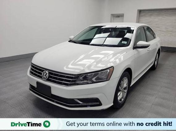 VOLKSWAGEN PASSAT 2017 1VWAT7A37HC082703 image
