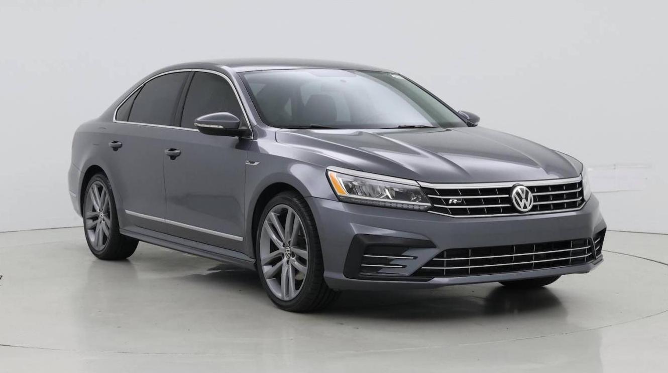 VOLKSWAGEN PASSAT 2017 1VWDT7A31HC032585 image