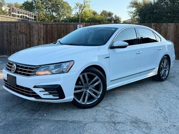VOLKSWAGEN PASSAT 2017 1VWDT7A34HC081019 image