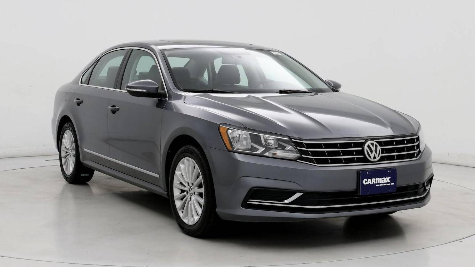 VOLKSWAGEN PASSAT 2017 1VWBT7A36HC053469 image