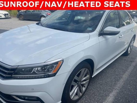 VOLKSWAGEN PASSAT 2017 1VWCT7A37HC059611 image VOLKSWAGEN PASSAT 2017 1VWCT7A37HC059611 image