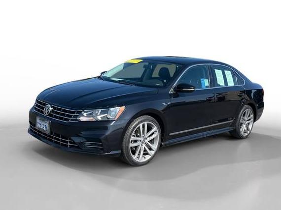 VOLKSWAGEN PASSAT 2017 1VWDT7A31HC023840 image