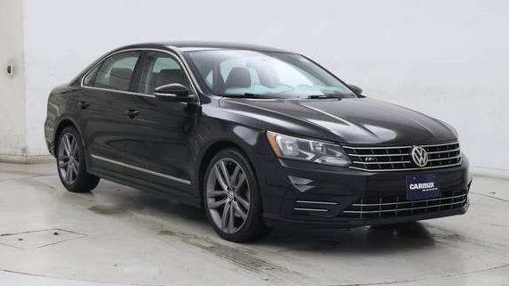 VOLKSWAGEN PASSAT 2017 1VWDT7A35HC001680 image