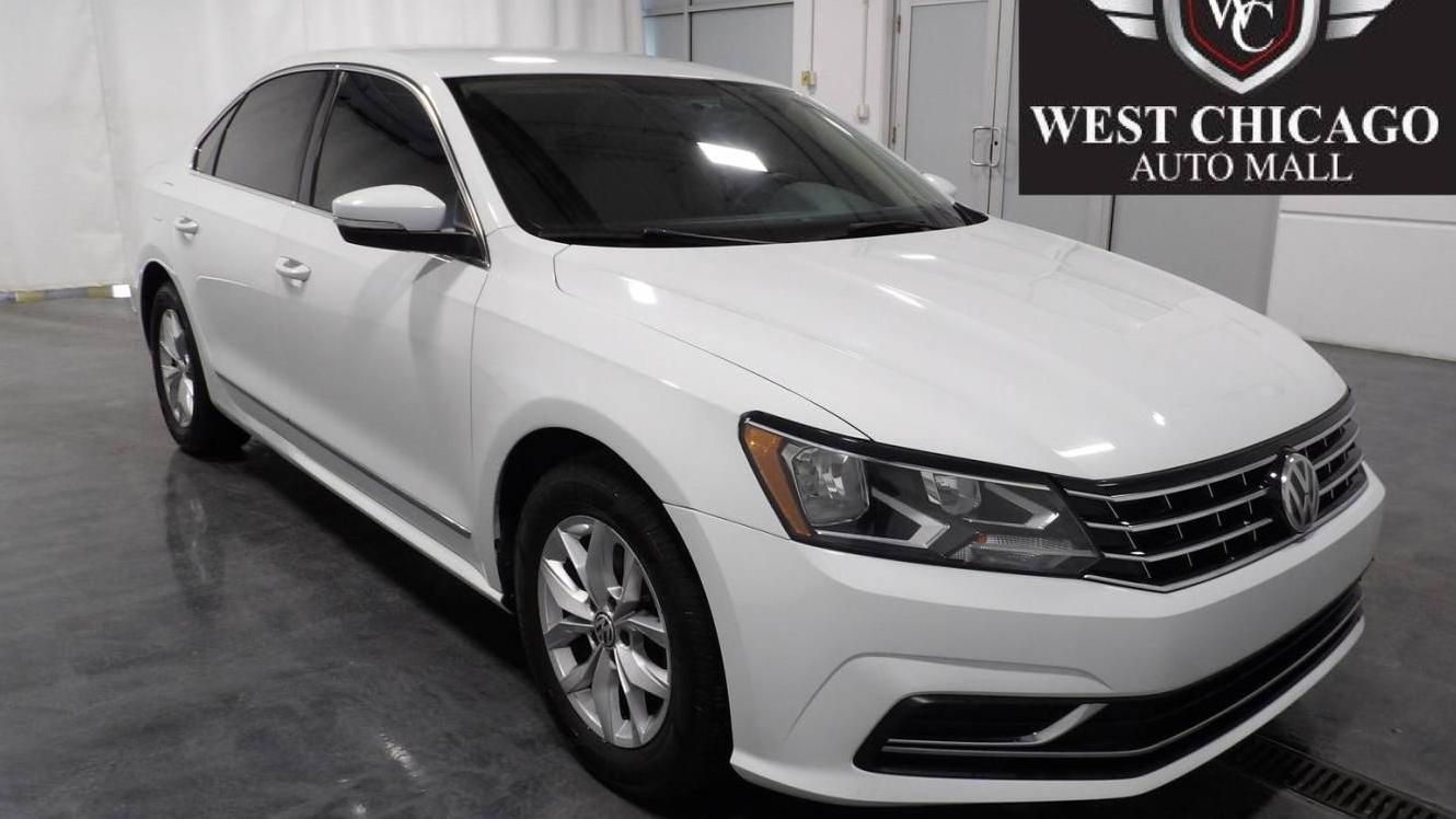 VOLKSWAGEN PASSAT 2017 1VWAT7A38HC013857 image