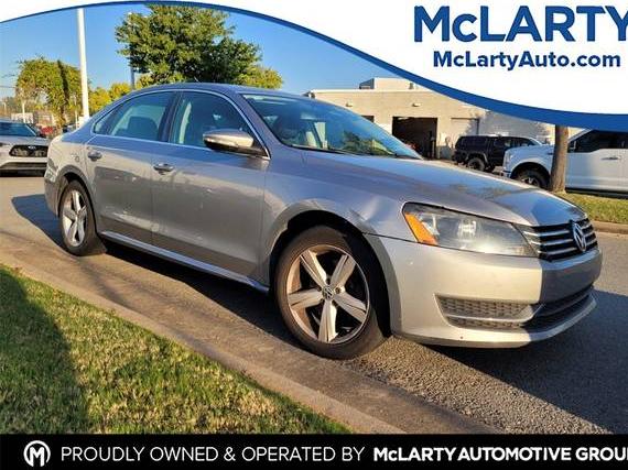 VOLKSWAGEN PASSAT 2012 1VWBH7A35CC082505 image
