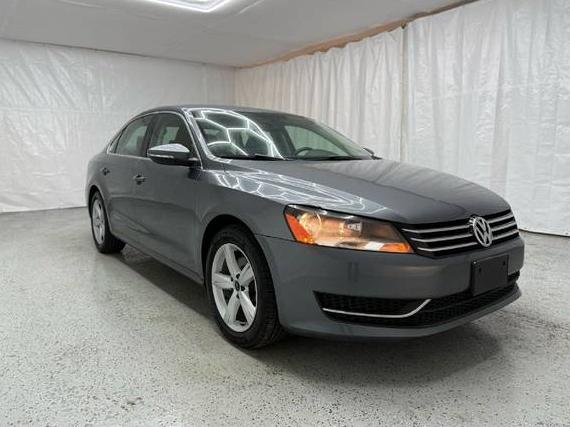 VOLKSWAGEN PASSAT 2012 1VWBP7A34CC018409 image