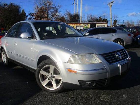 VOLKSWAGEN PASSAT 2004 WVWTH63B64P159088 image